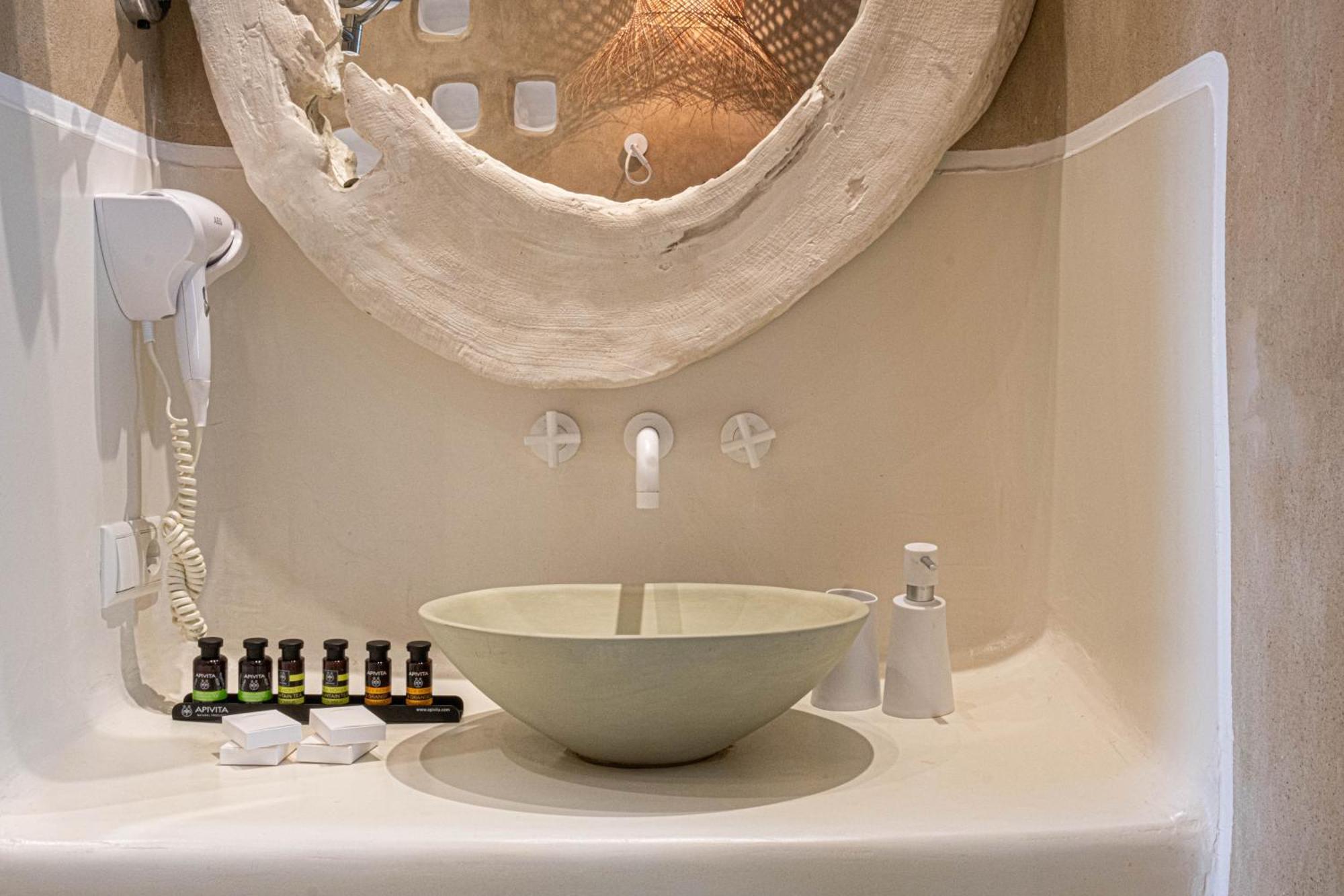 Ammos At Amazeu Suites Naxos Naxos City الغرفة الصورة